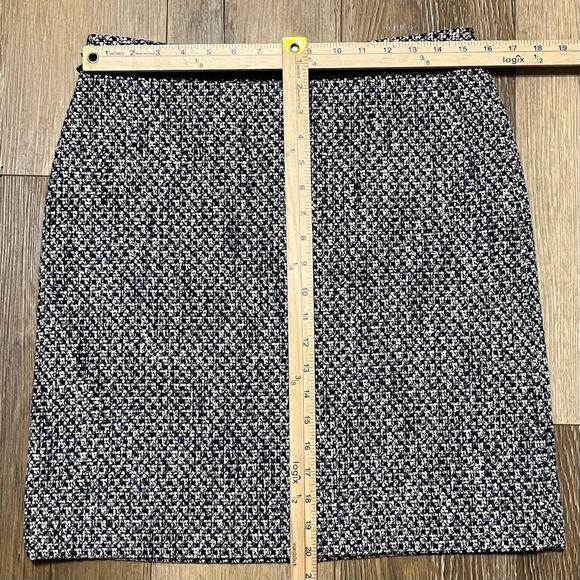 NWT Ann Taylor Black White Tweed Pencil Skirt 8 Classic Preppy Chic MSRP $109 - Picture 6 of 6